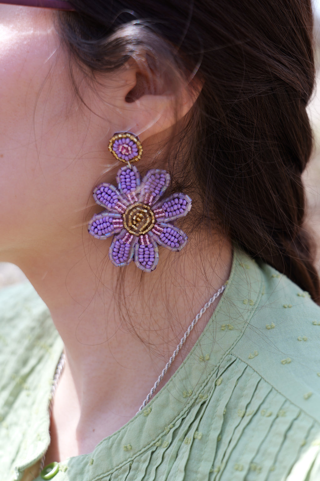 Hand beaded Big flower stud earrings - Different colors available