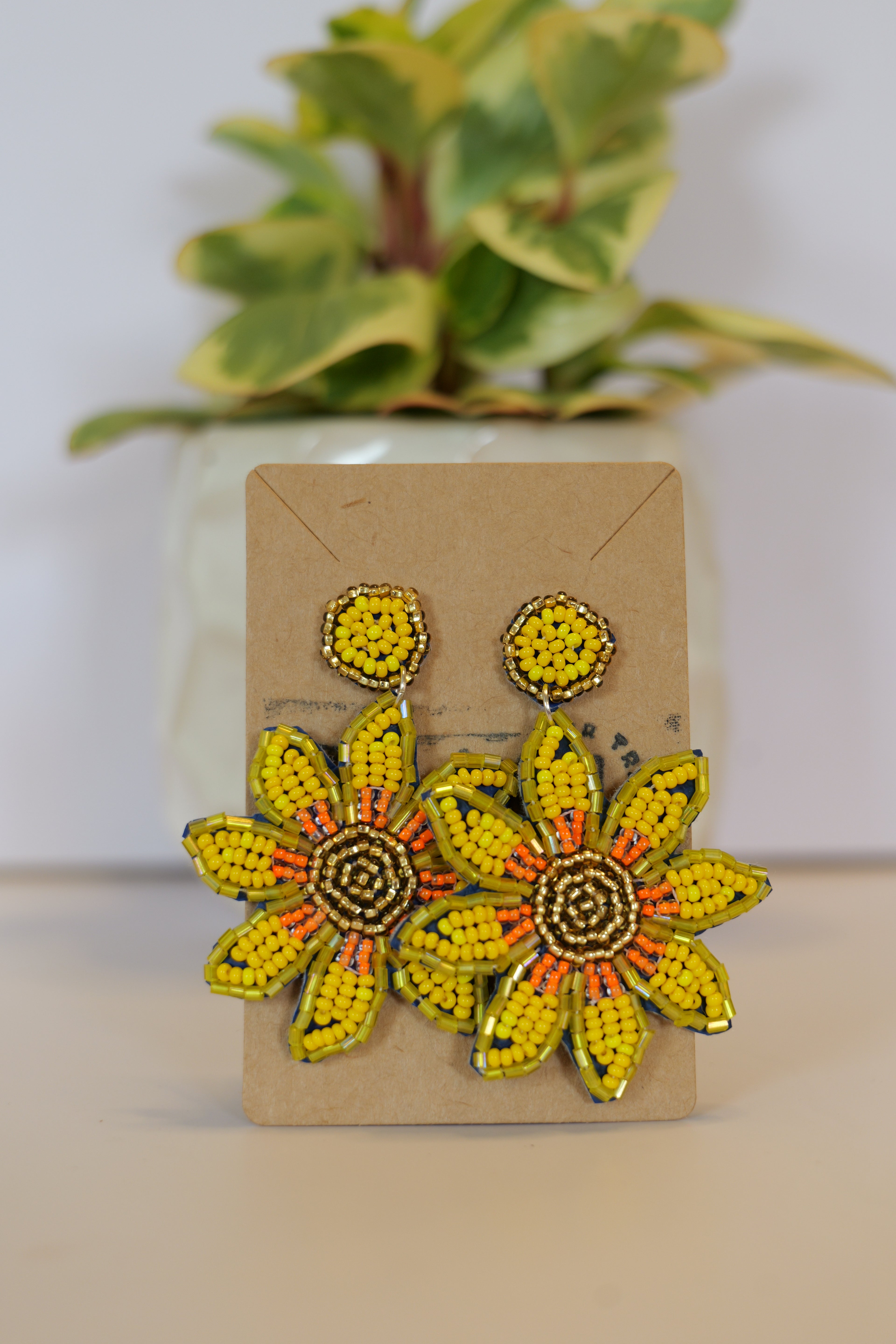 Hand beaded Big flower stud earrings - Different colors available