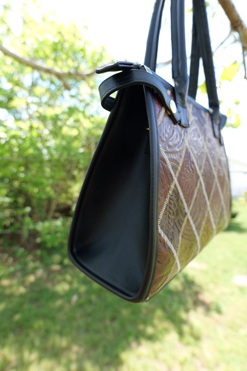 Handcrafted cowhide leather purse | handcrafted mosaic pattern leather