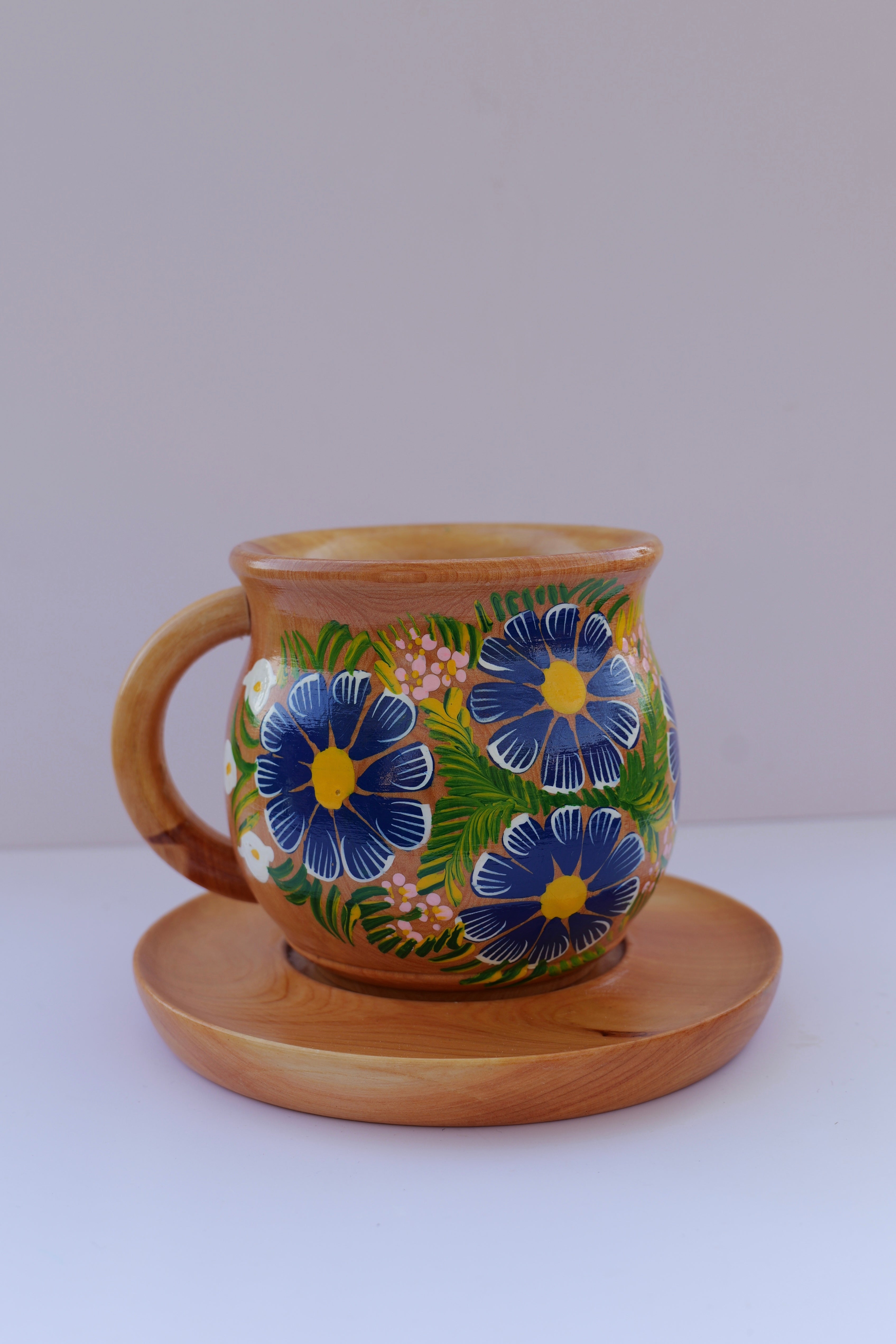 Tea cup with saucer | 4 blue flowers hand painted