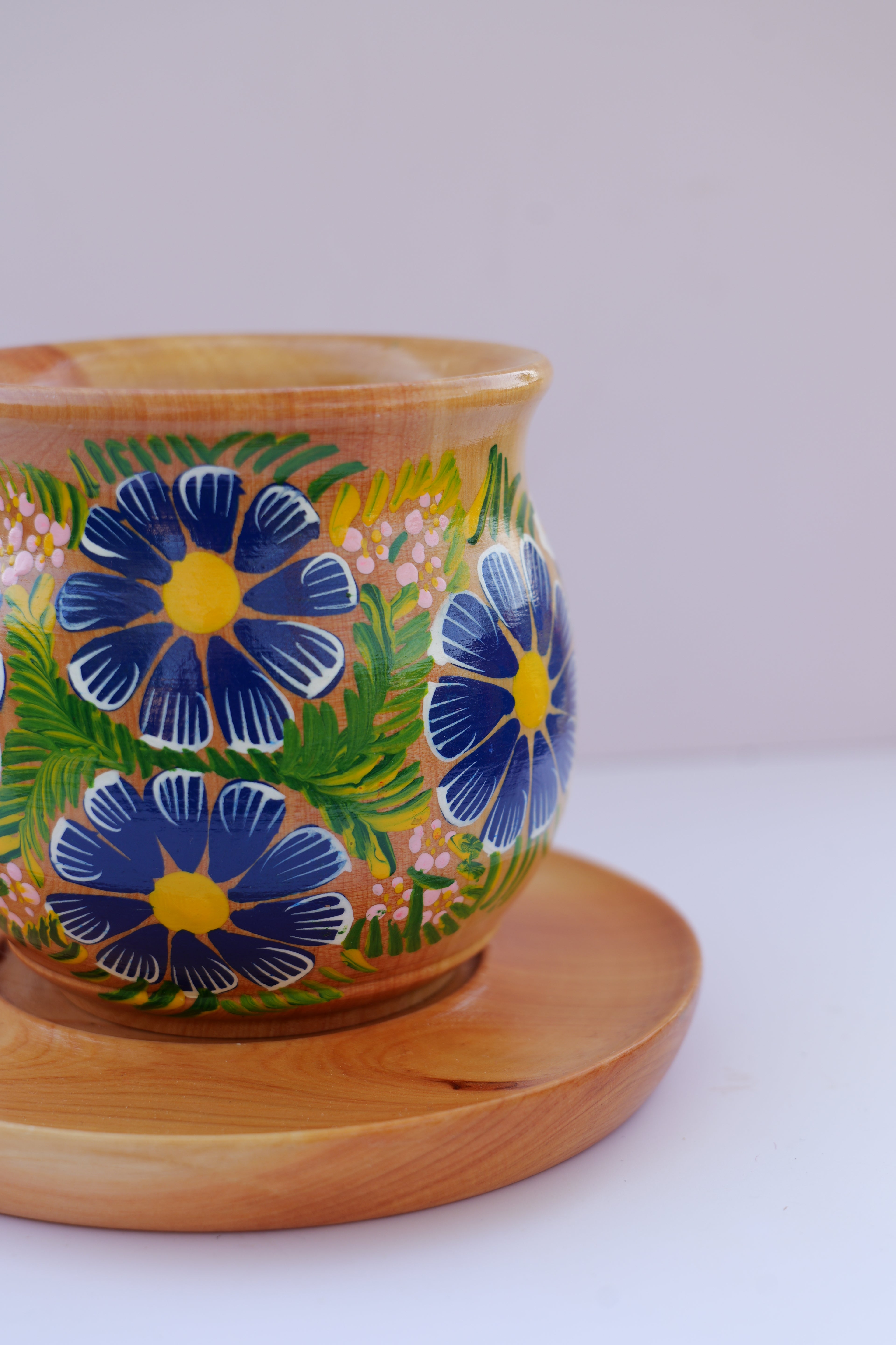 Tea cup with saucer | 4 blue flowers hand painted