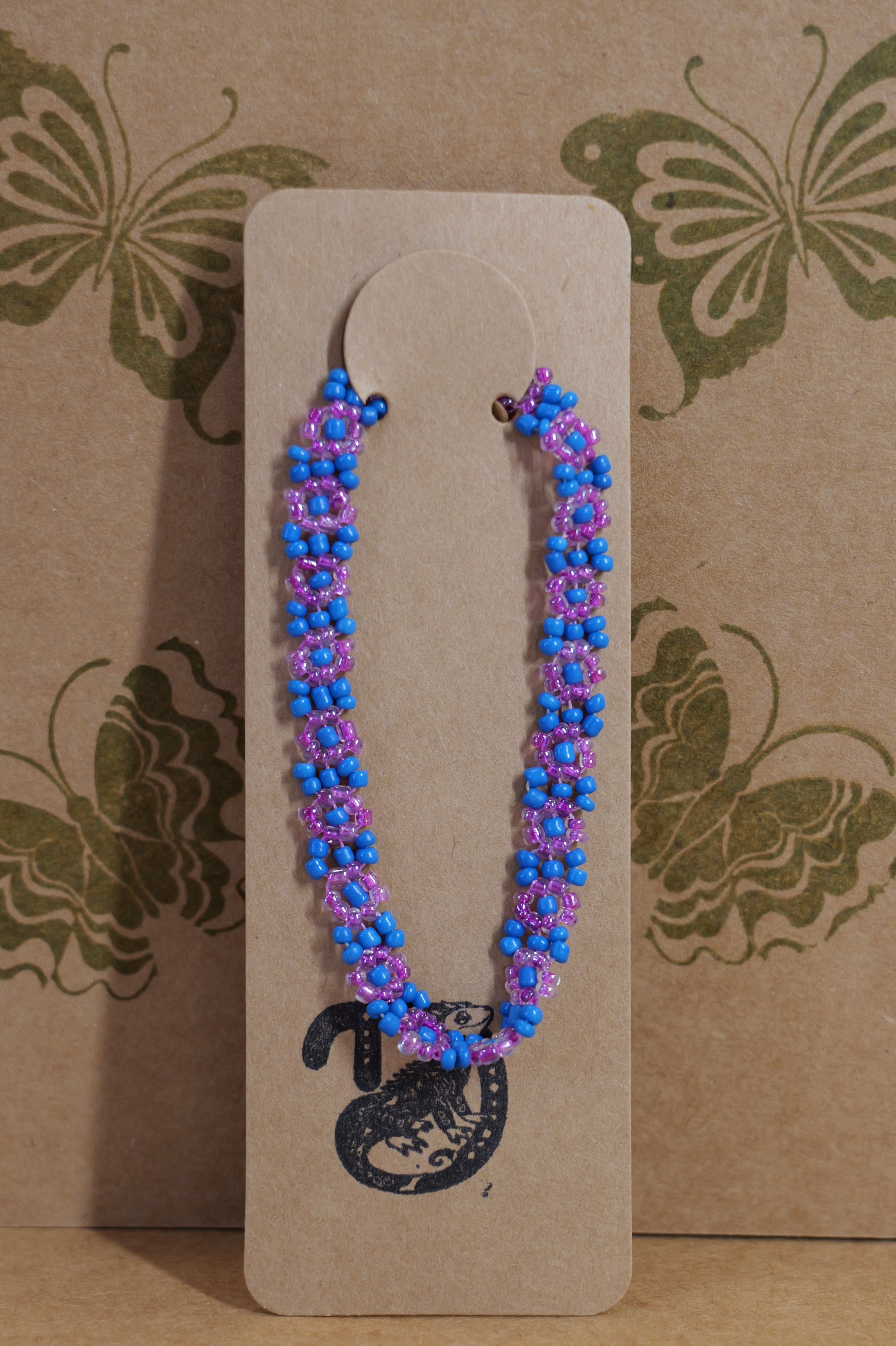 Hand beaded daisy bracelet