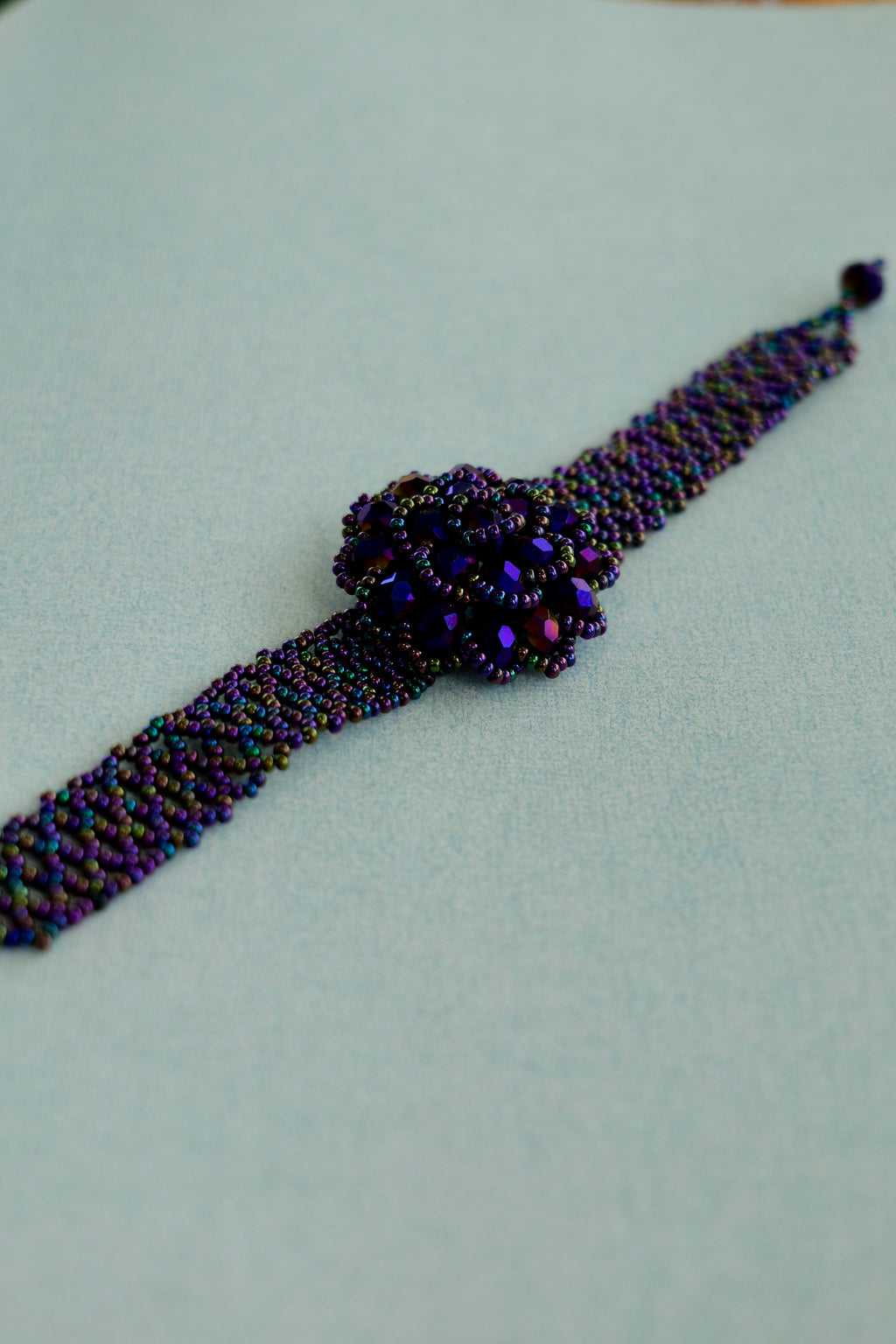 Metallic Purple Floral Glass Seed Bead Bracelet