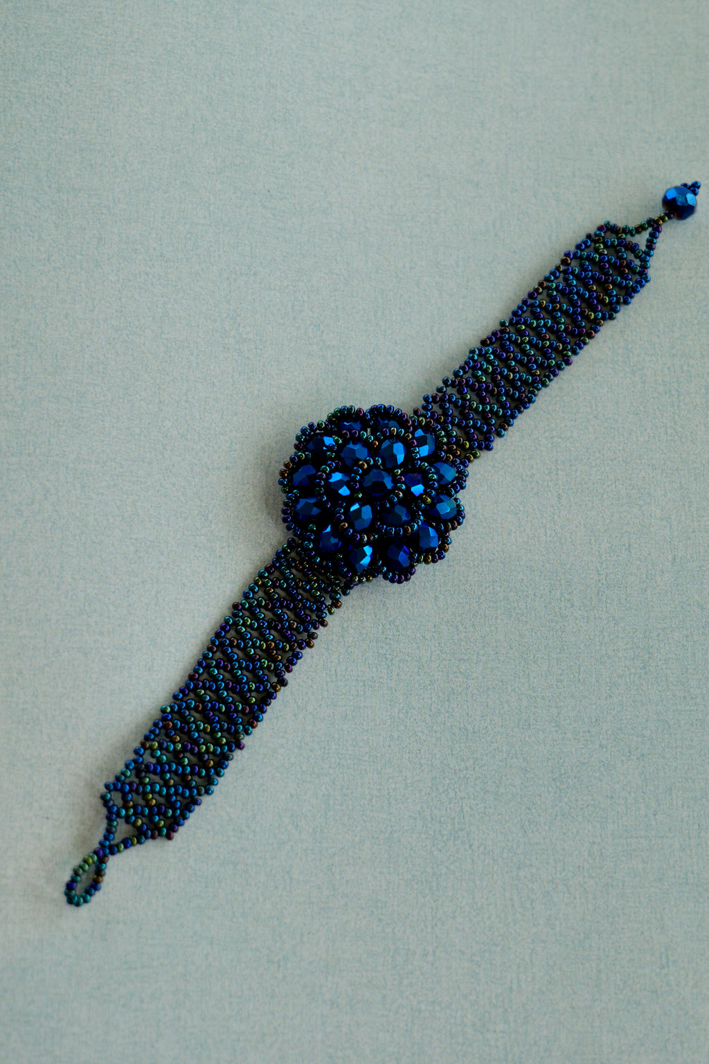 Metallic Blue Floral Glass Seed Bead Bracelet